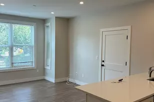 58 River St, Boston, MA 02126 - Photo 4