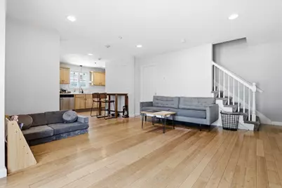 125 Mt Vernon St #D, Lowell, MA 01854 - Photo 4