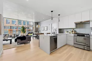 32 Traveler St, Boston, MA 02118 - Photo 1