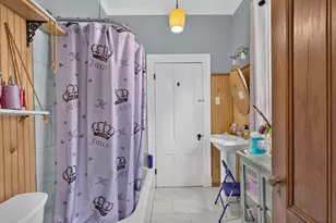 153 Belmont St, Fall River, MA 02720 - Photo 28