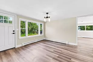 97 Plymouth Ave, Wareham, MA 02538 - Photo 6