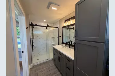 408 Davis St, Greenfield, MA 01301 - Photo 10
