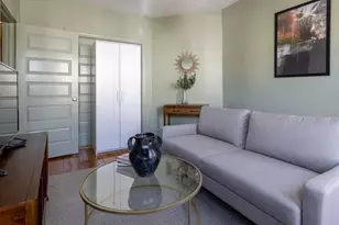 15 Romsey St, Boston, MA 02125 - Photo 32