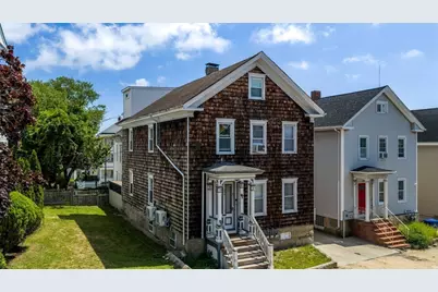 304 County St, New Bedford, MA 02740 - Photo 2