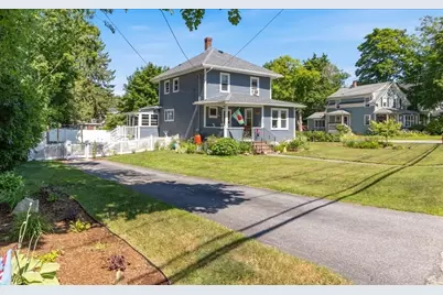 65 Congress St, Amesbury, MA 01913 - Photo 2
