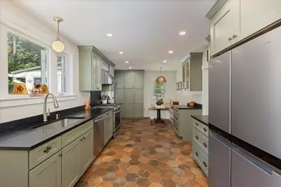 65 Congress St, Amesbury, MA 01913 - Photo 14
