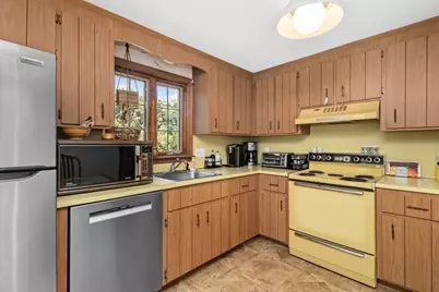 27 Valley Rd, Needham, MA 02492 - Photo 18
