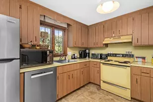 27 Valley Rd, Needham, MA 02492 - Photo 18