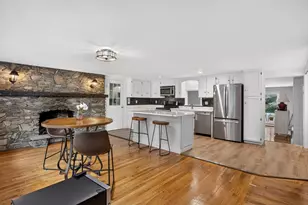 14 Veeder Dr, Falmouth, MA 02536 - Photo 6