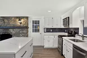 14 Veeder Dr, Falmouth, MA 02536 - Photo 18
