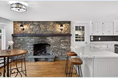 14 Veeder Dr, Falmouth, MA 02536 - Photo 12