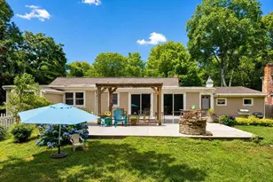 14 Veeder Dr, Falmouth, MA 02536 - Photo 1