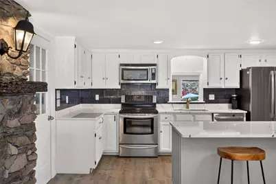 14 Veeder Dr, Falmouth, MA 02536 - Photo 14