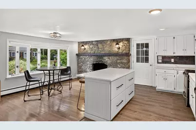 14 Veeder Dr, Falmouth, MA 02536 - Photo 10