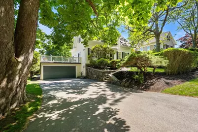 50 Bridge St, Manchester by the Sea, MA 01944 - Photo 2