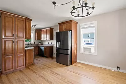 204 Lowell Street, New Bedford, MA 02745 - Photo 16