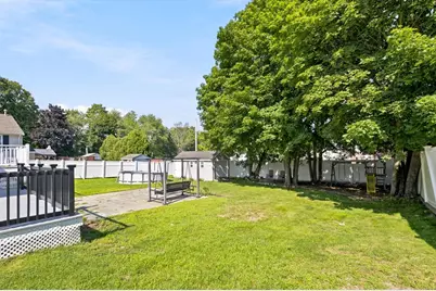204 Lowell Street, New Bedford, MA 02745 - Photo 36