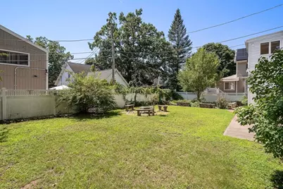 70 South Border Road, Medford, MA 02155 - Photo 32