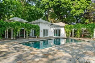17 Montrose St, Newton, MA 02458 - Photo 16