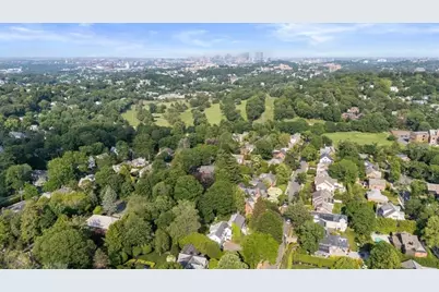 17 Montrose St, Newton, MA 02458 - Photo 26