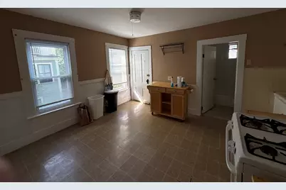 412 Putnam Ave #2, Cambridge, MA 02139 - Photo 8