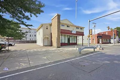 1036 Chicopee St, Chicopee, MA 01013 - Photo 4