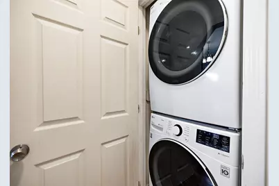 9 P St #1, Boston, MA 02127 - Photo 16
