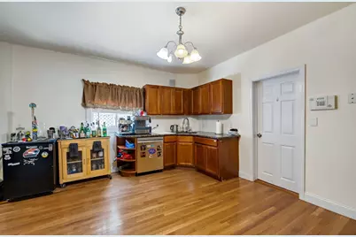 9 P St #1, Boston, MA 02127 - Photo 2