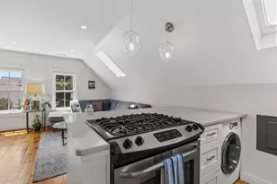 15 Winthrop St, Provincetown, MA 02657 - Photo 6