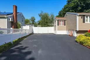 280 Ettrick St, Brockton, MA 02301 - Photo 4