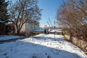 390 Meridian St, Boston, MA 02128 - Photo 30