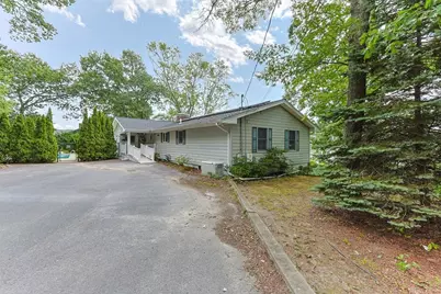 2 Franconia Ave, Wareham, MA 02571 - Photo 4