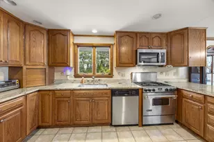 2 Franconia Ave, Wareham, MA 02571 - Photo 16