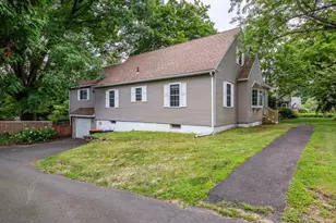 289 Morgan St, South Hadley, MA 01075 - Photo 34