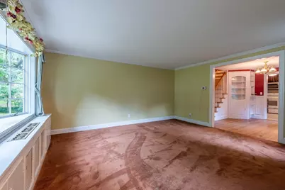 289 Morgan St, South Hadley, MA 01075 - Photo 4