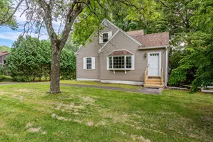 289 Morgan St, South Hadley, MA 01075 - Photo 2