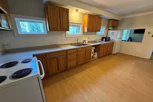 123 Myrtle Ave, Fitchburg, MA 01420 - Photo 4
