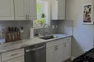 81 Clare Ave, Boston, MA 02131 - Photo 10