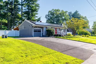 6 Elaine St, Webster, MA 01570 - Photo 2