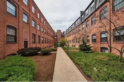10 Weston Ave #203, Quincy, MA 02170 - Photo 16