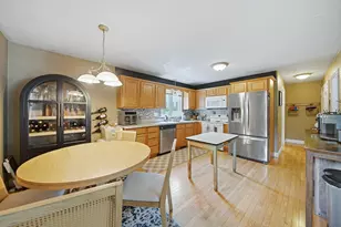 48 Arthur Dr, Northbridge, MA 01588 - Photo 8