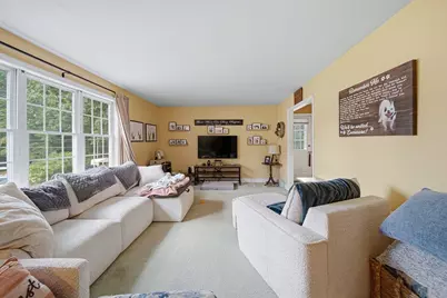 48 Arthur Dr #48, Northbridge, MA 01588 - Photo 4