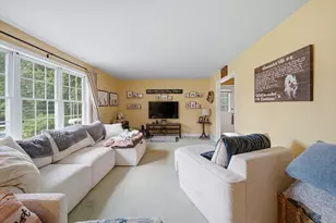 48 Arthur Dr, Northbridge, MA 01588 - Photo 4