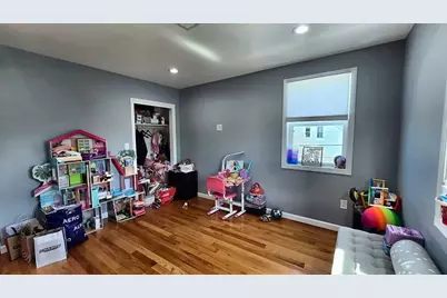 530 Mountain Ave #2, Revere, MA 02151 - Photo 8