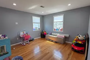 530 Mountain Ave, Revere, MA 02151 - Photo 12