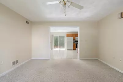 52 Birdie Ln #52, Tewksbury, MA 01876 - Photo 2