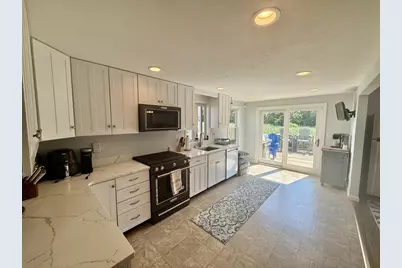 735 Sea Street, Quincy, MA 02169 - Photo 6