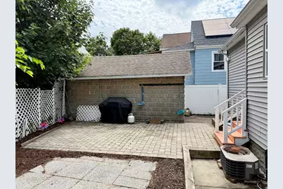 17 Chisholm St, Everett, MA 02149 - Photo 4