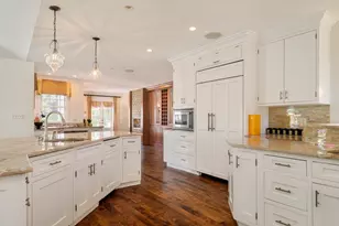 10 Rangeley Rd, Winchester, MA 01890 - Photo 14