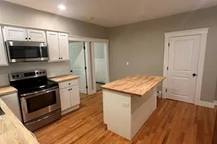 54 Hebron Ave, Attleboro, MA 02703 - Photo 10